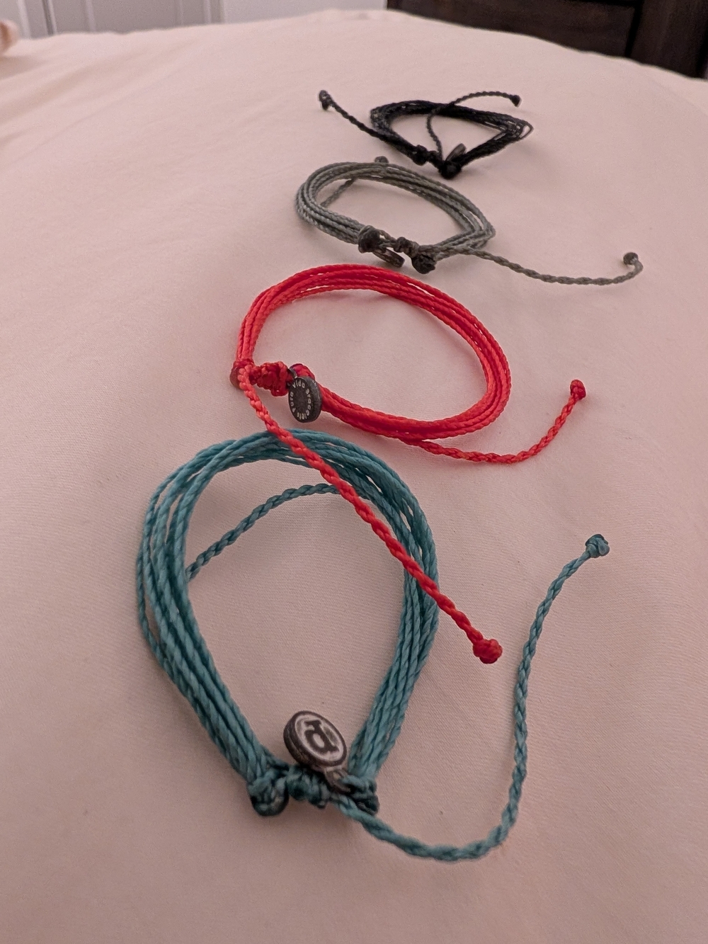 Bundle of 4 Pura Vida String Bracelets - Teal, Red, Gray, Black